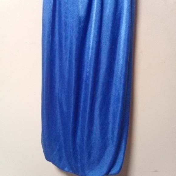 MY Michelle beautiful blue sequin prom or evening bubble hem dress. Size Small. - Picture 8 of 8